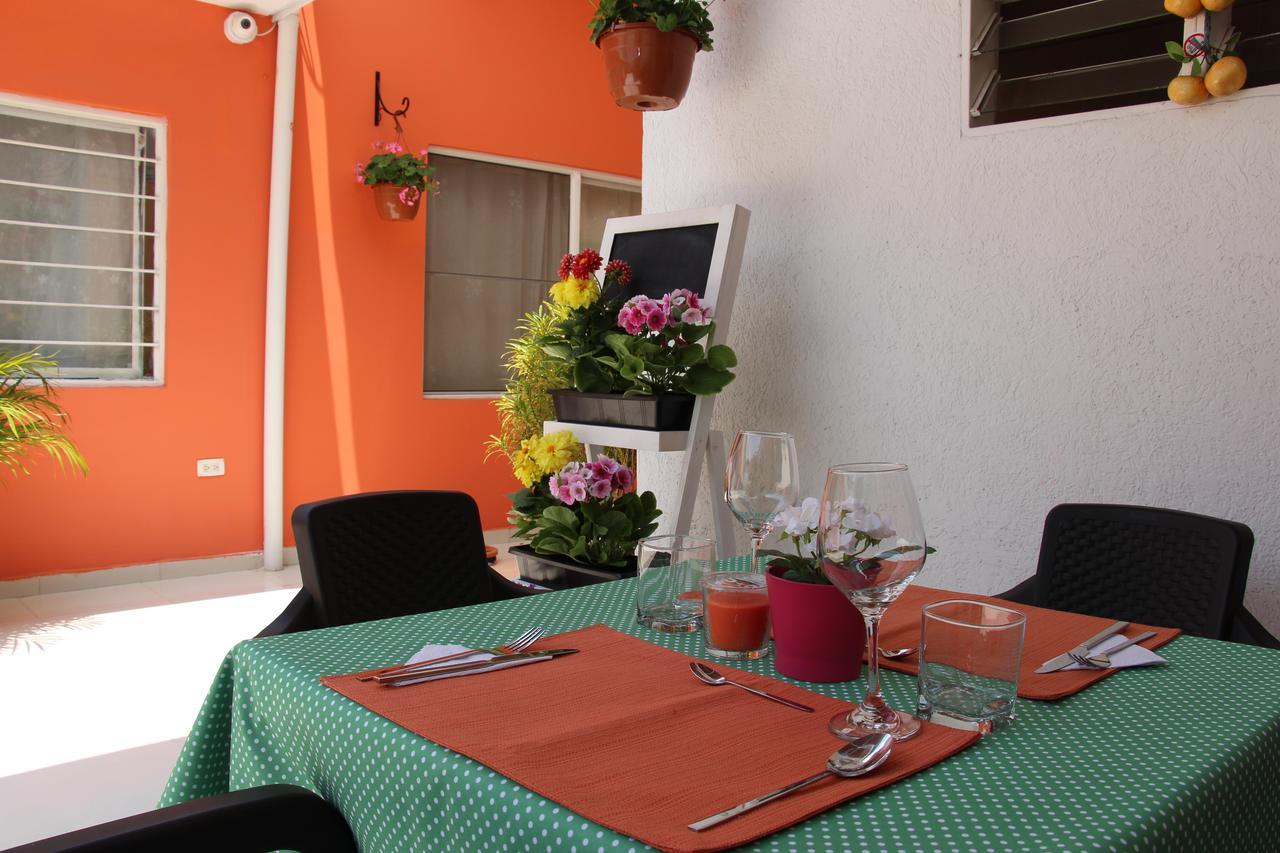Bed and Breakfast Casa Colon Cali Exteriér fotografie